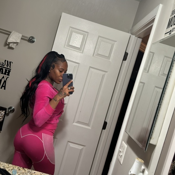 pink29299